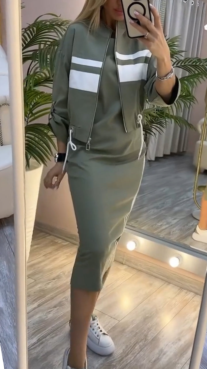 Feyra™ - Avslappnad & Stilfullt Set med Rundhalsad Klänning och Jacka för Dam